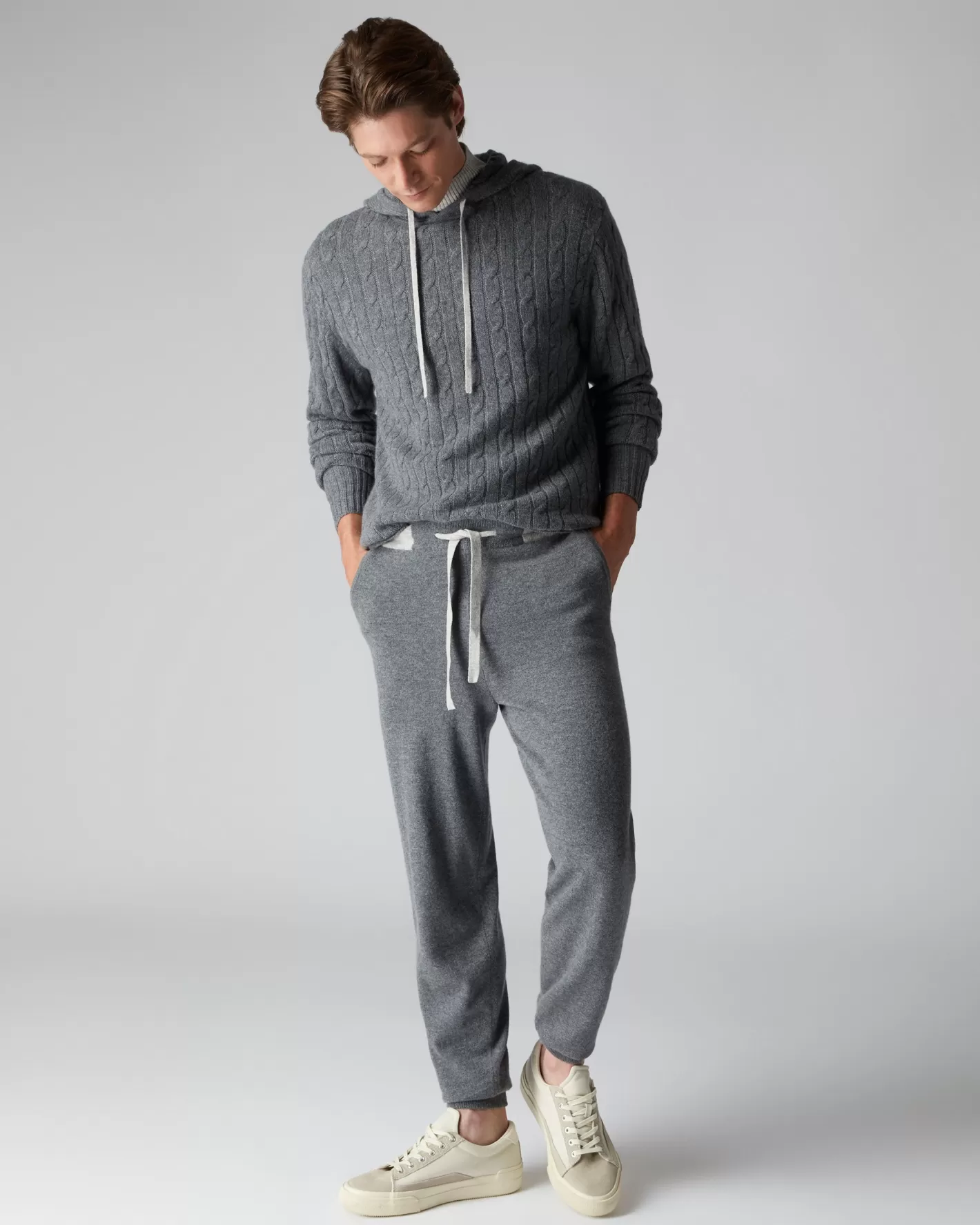 N.Peal Men's Brompton Cashmere Jogger* Dark Grey | Loungewear