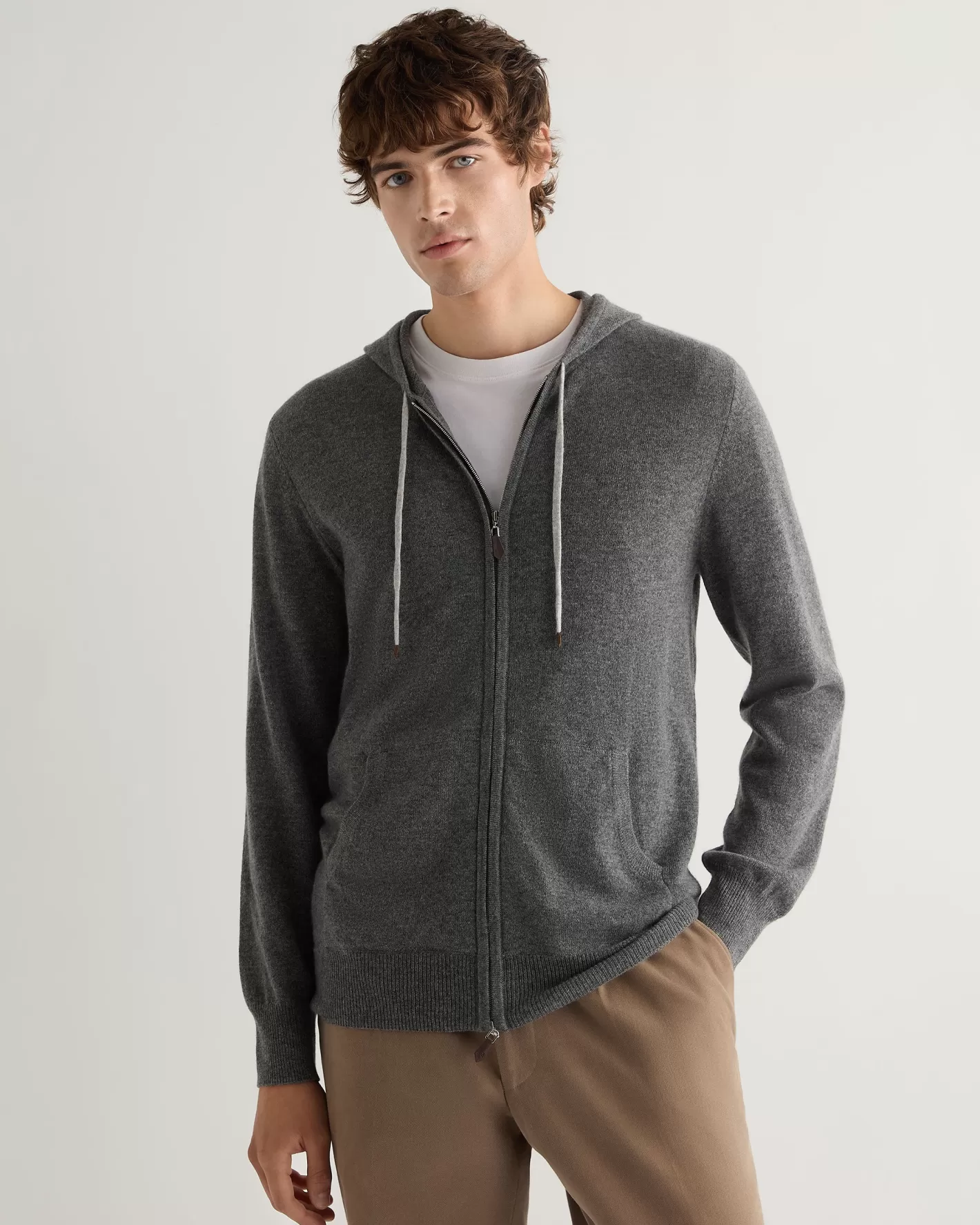 N.Peal Men's Ladbroke Cashmere Hoodie* Dark Grey | Loungewear