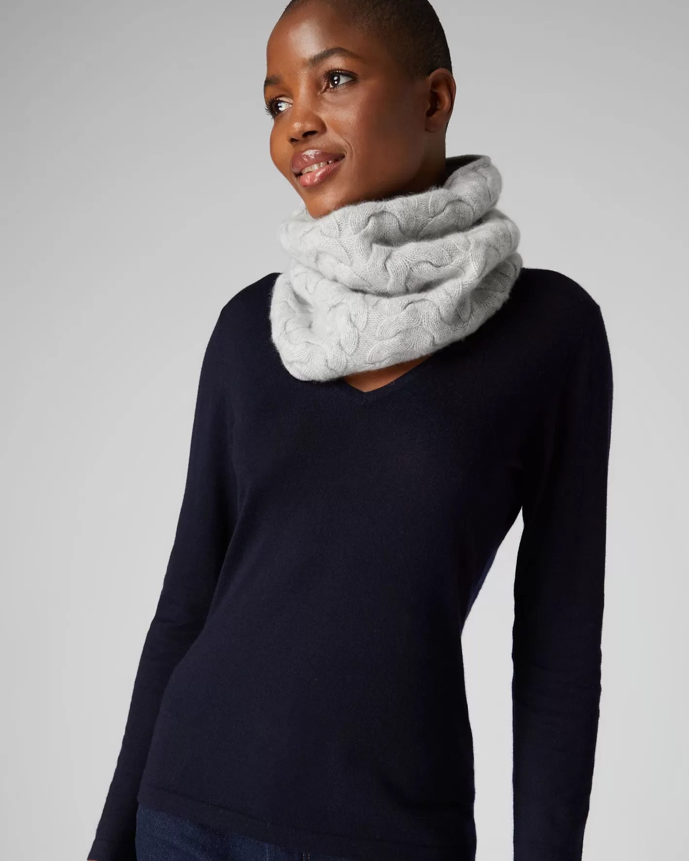 N.Peal Unisex Cable Cashmere Snood*Women Scarves | Cashmere Scarves