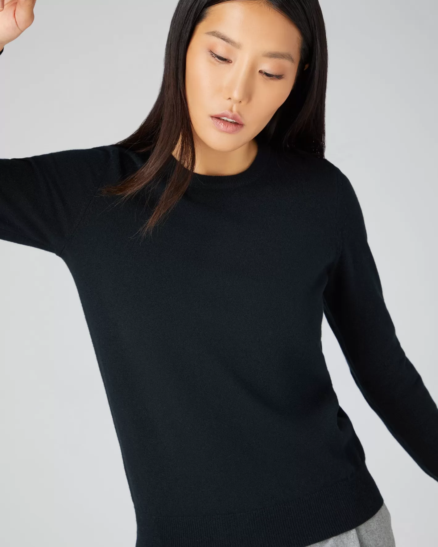 N.Peal Women's Evie Classic Round Neck Cashmere Sweater*Women Classic Cashmere | Organic Cashmere