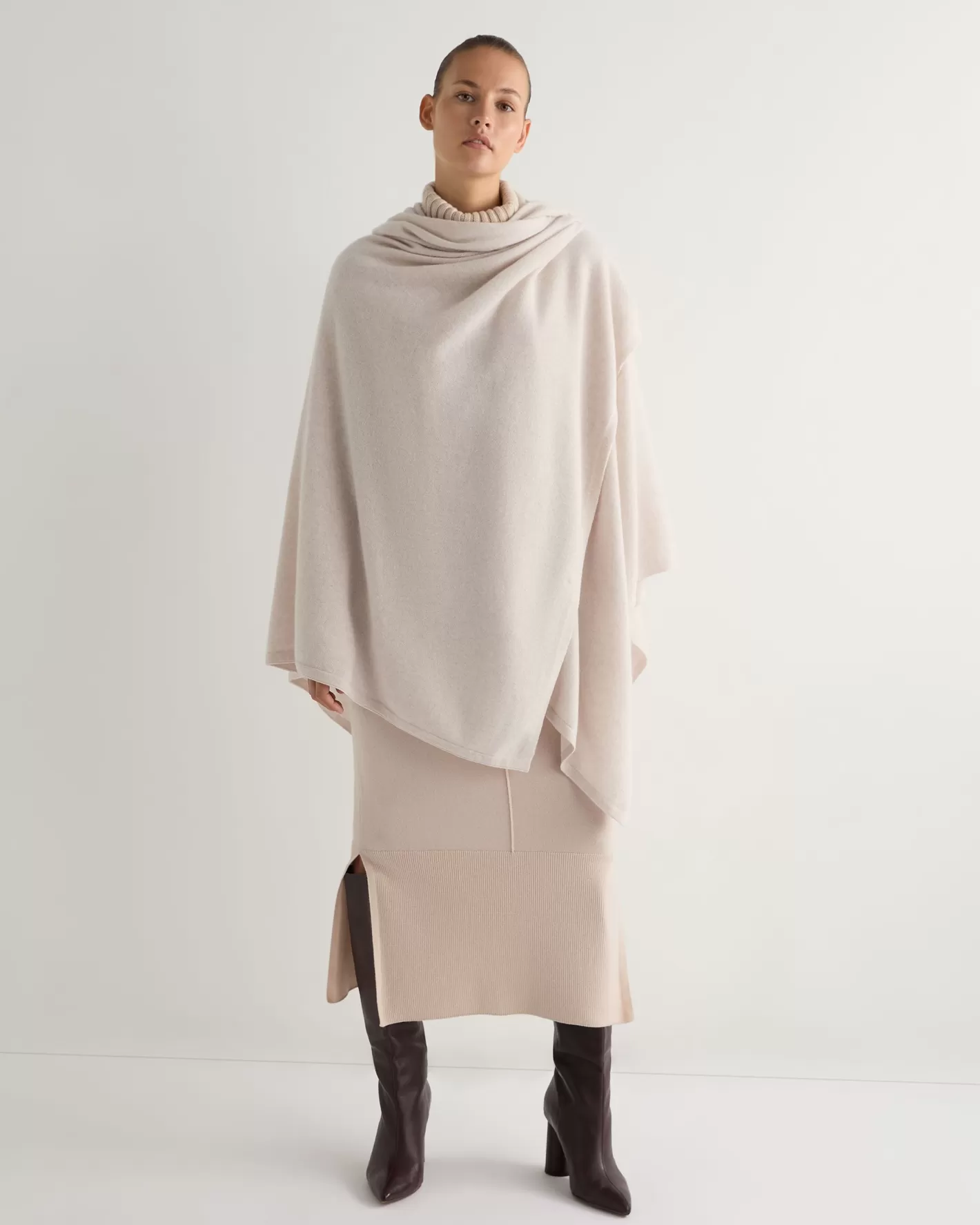 N.Peal Women's Lily Lightweight Cashmere Cape*Women White | Natural