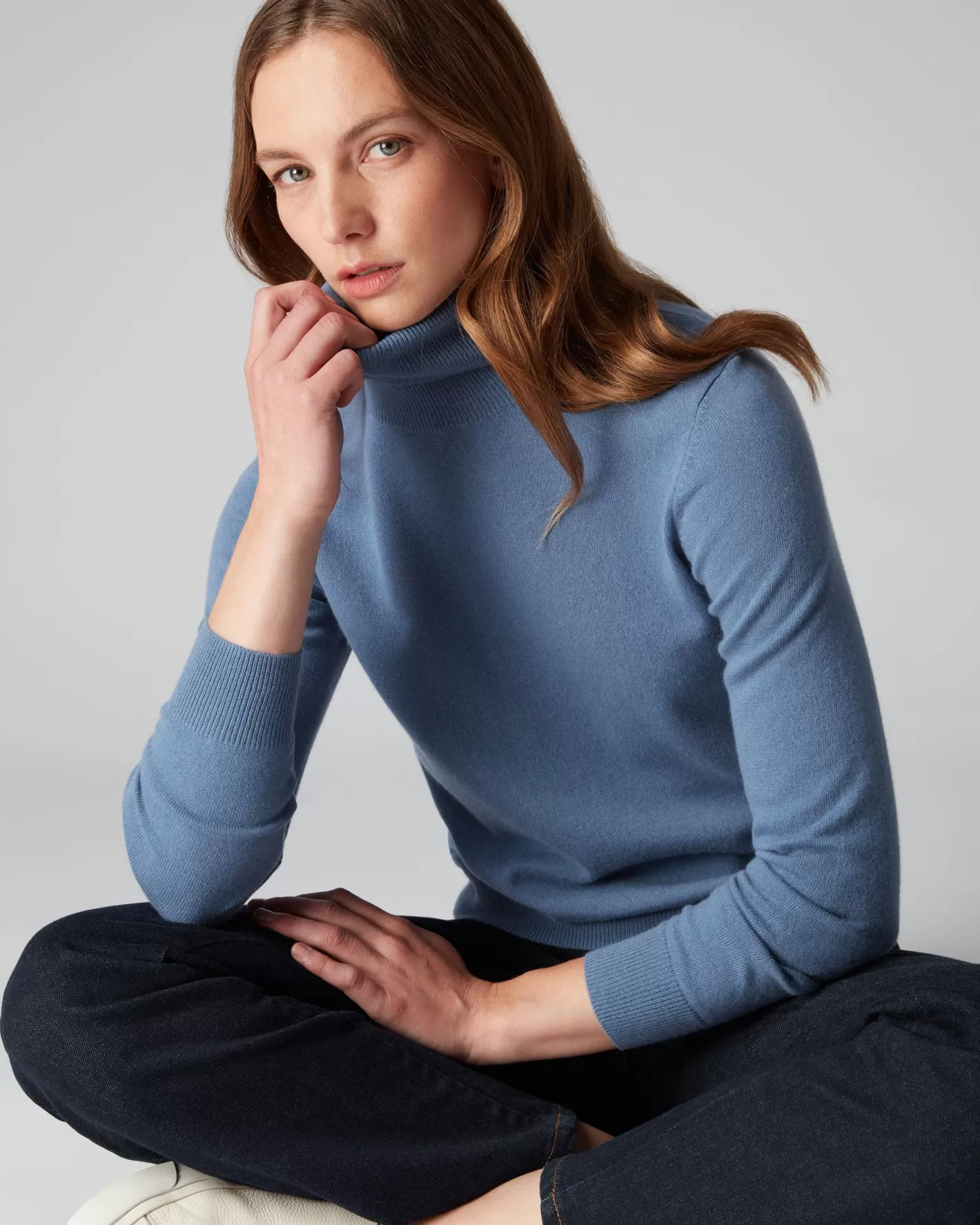 N.Peal Women's Luna Turtle Neck Cashmere Sweater*Women Blue | Classic Cashmere