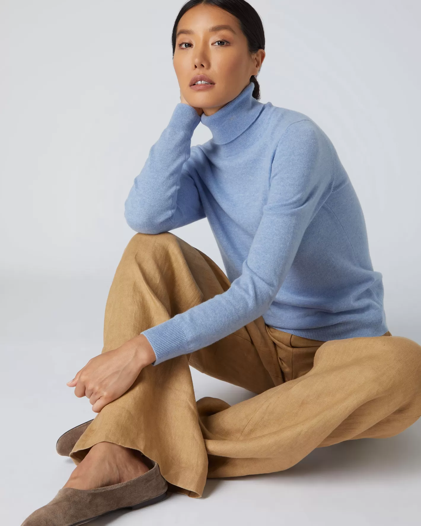 N.Peal Women's Luna Turtle Neck Cashmere Sweater*Women Blue | Classic Cashmere