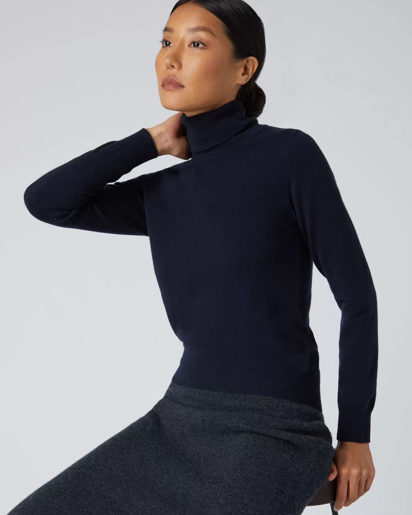 N.Peal Women's Luna Turtle Neck Cashmere Sweater*Women Navy | Blue