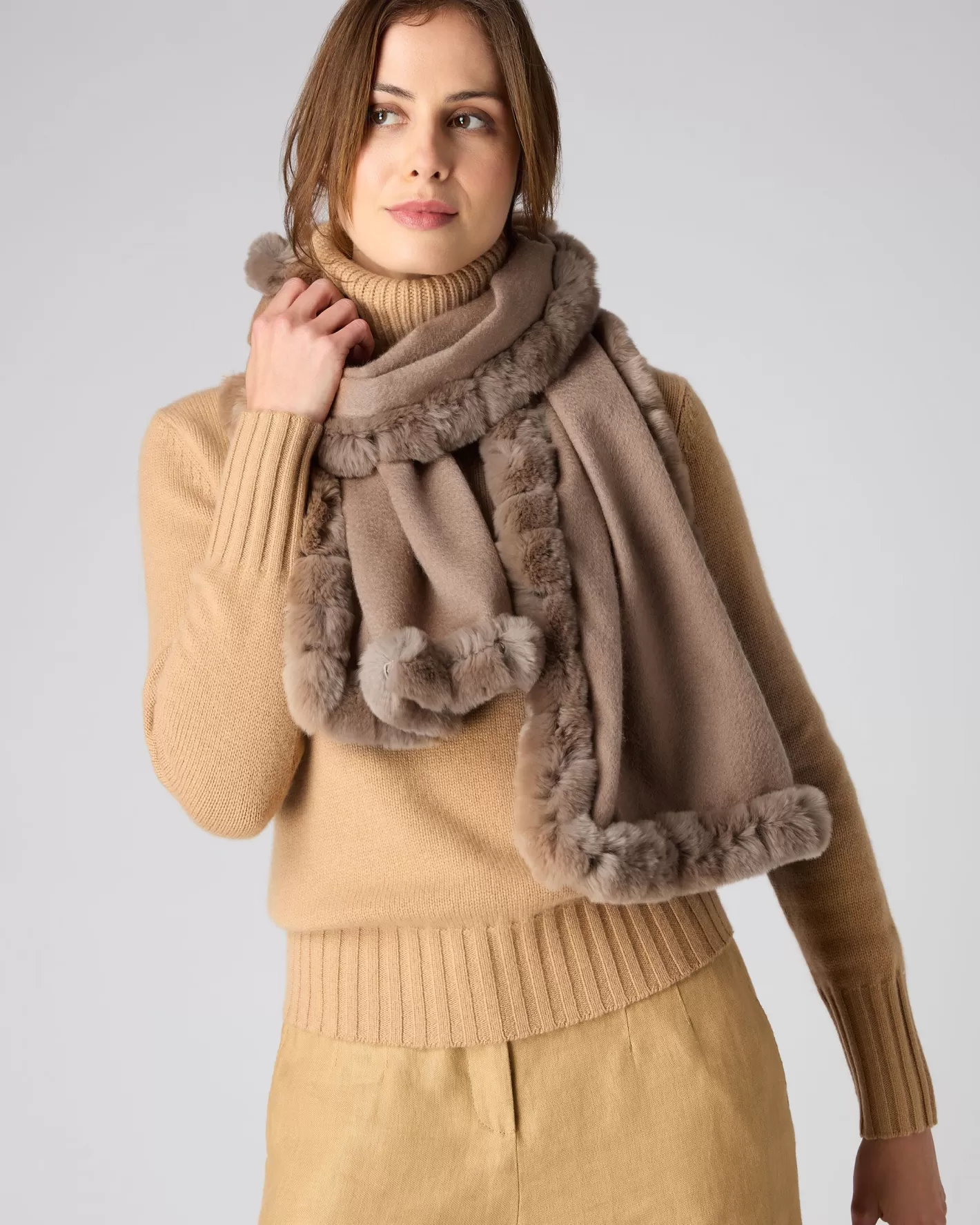 N.Peal Women's Meribel Woven Fur Trim Scarf*Women Fur Trim Accessories | Cashmere Scarves