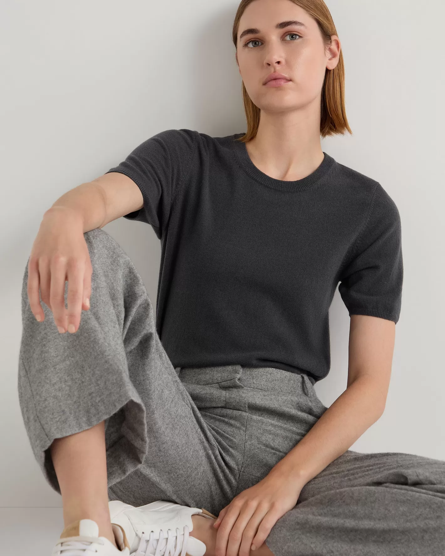 N.Peal Women's Milly Classic Cashmere T-Shirt*Women Dark Grey | Classic Cashmere