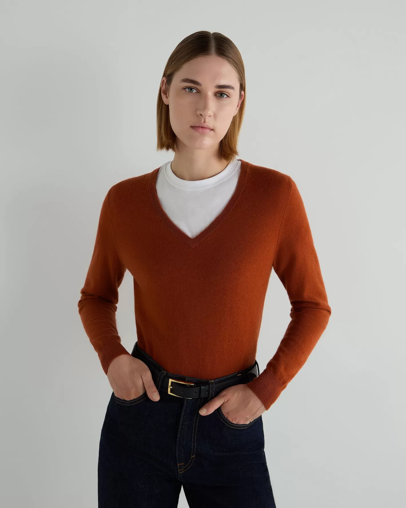 N.Peal Women's Phoebe V Neck Cashmere Sweater*Women Classic Cashmere | Organic Cashmere